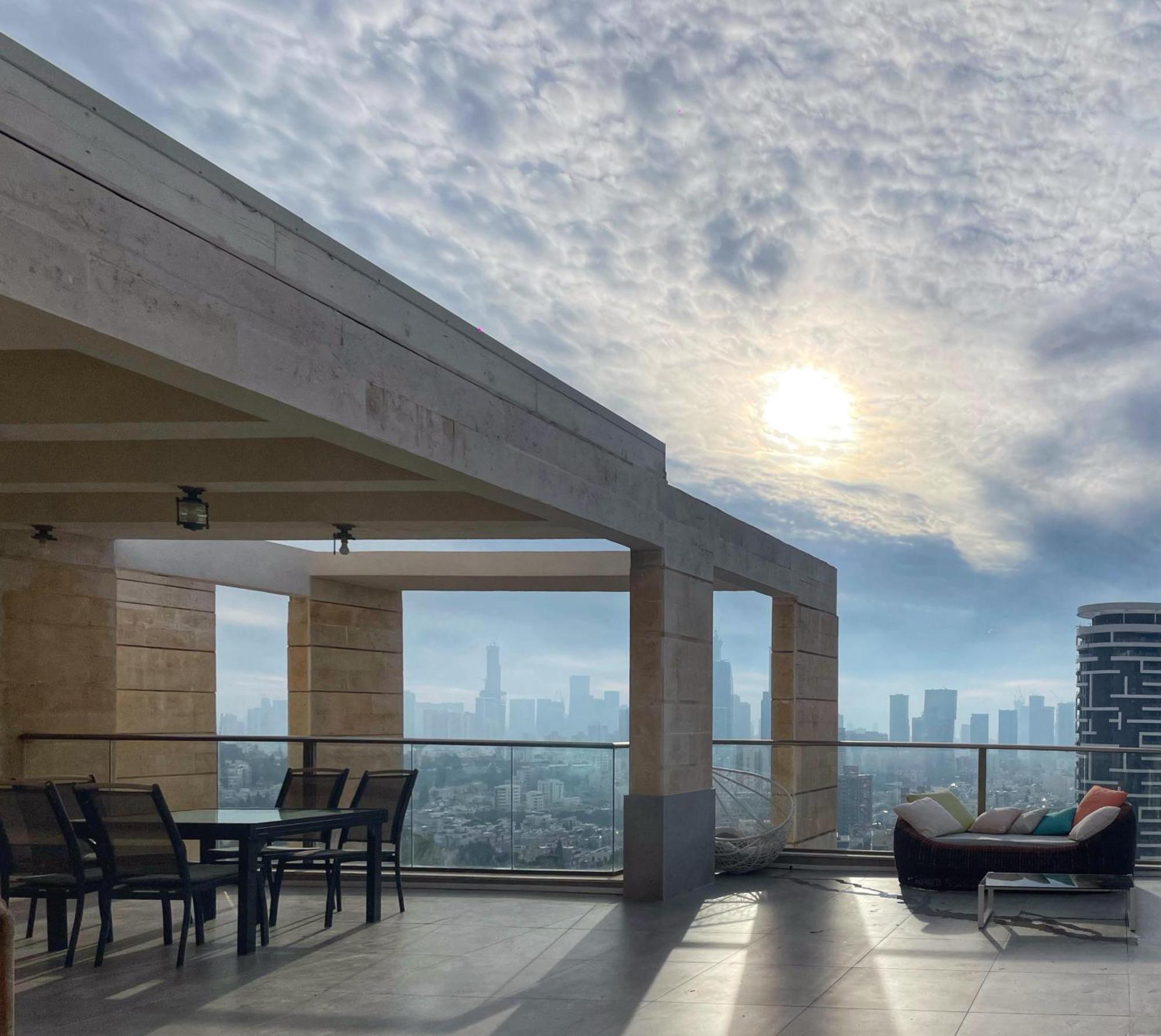 Ferienwohnung Beautiful Penthouse W/Amazing View, Prime Location Ramat Gan Exterior foto